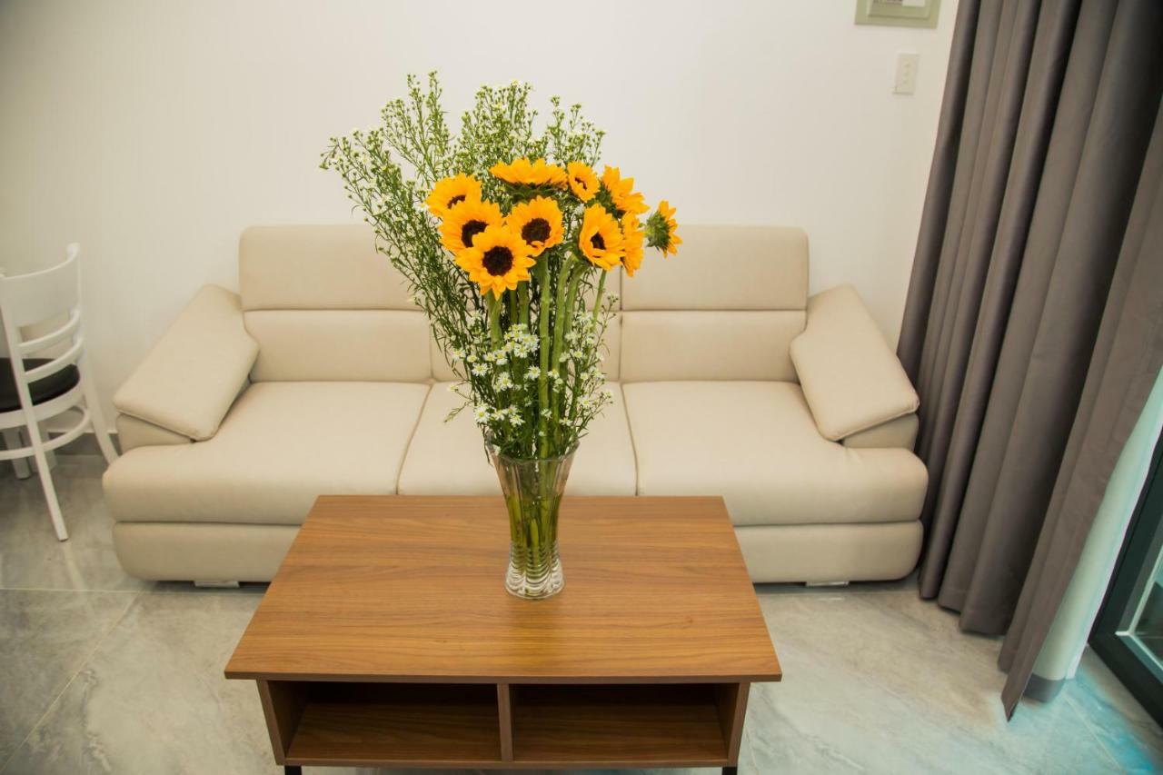 Melie Riverview Apartment Хошимин Экстерьер фото